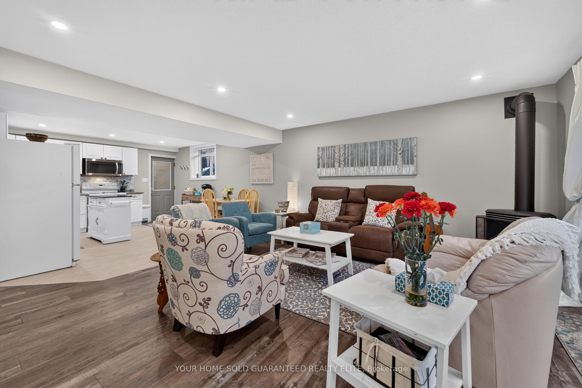 213 Margaret Street photo 5