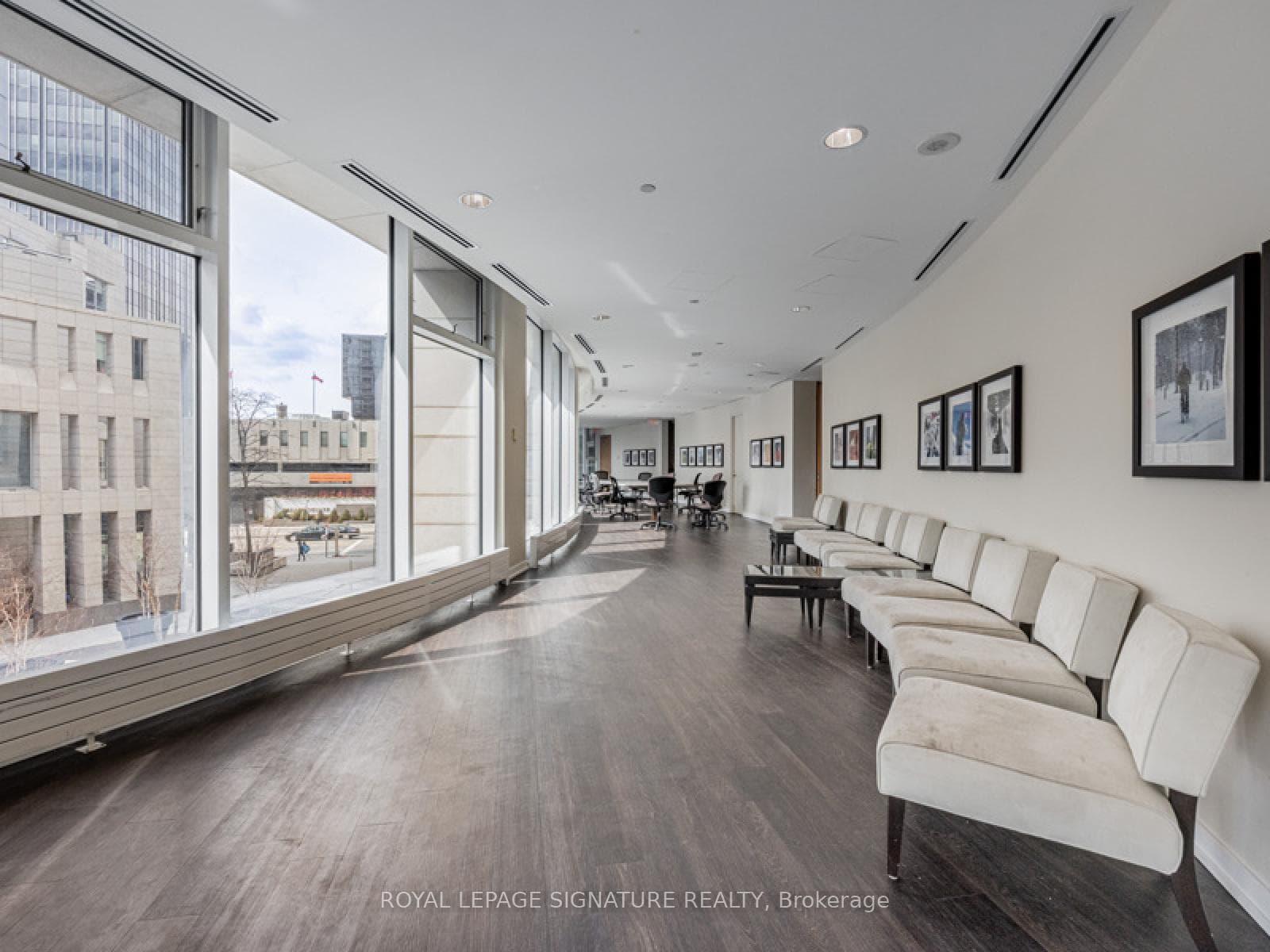 2191 Yonge Street Unit 1203 photo 28