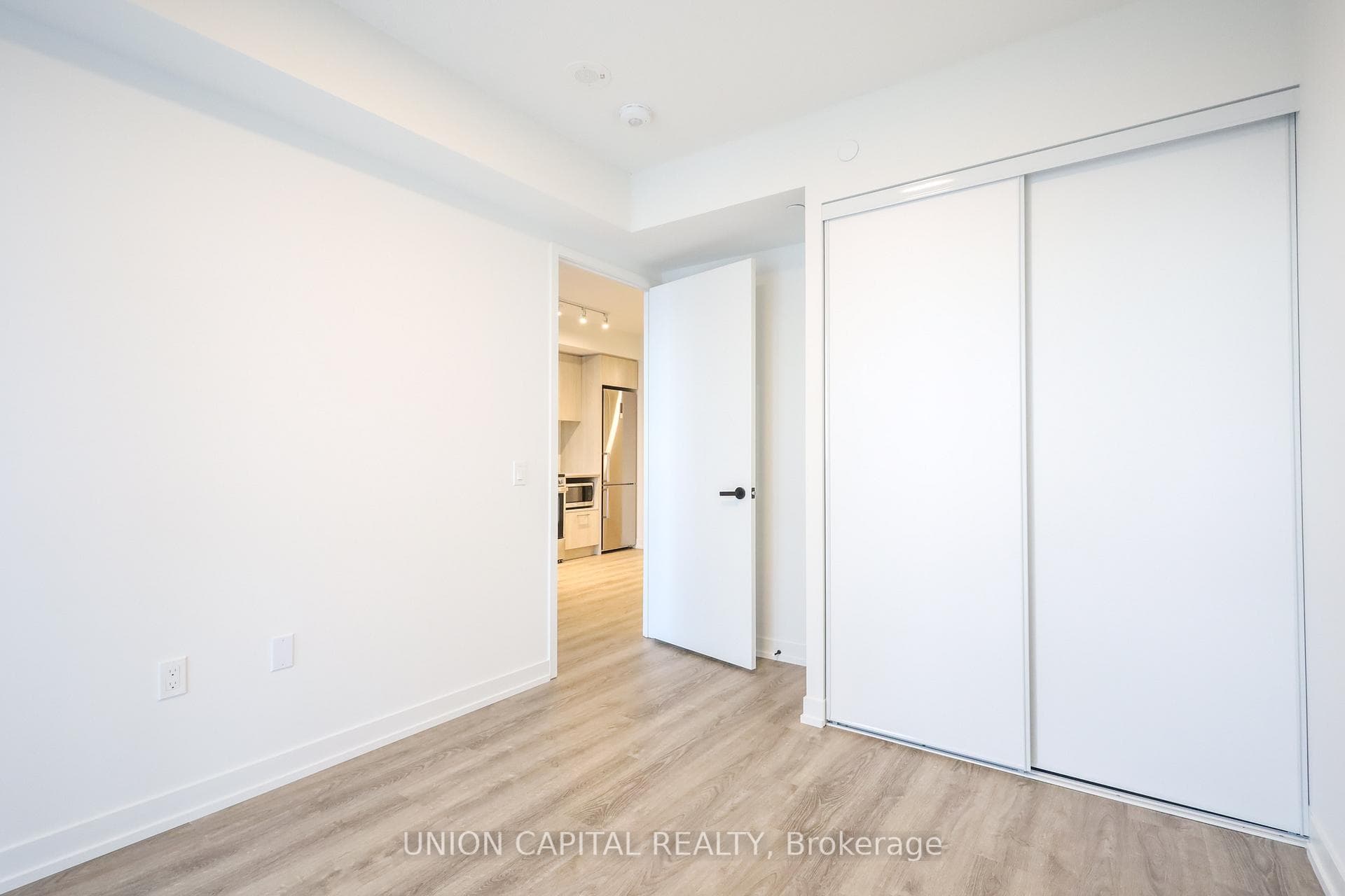195 Commerce Street Unit 2516 photo 14