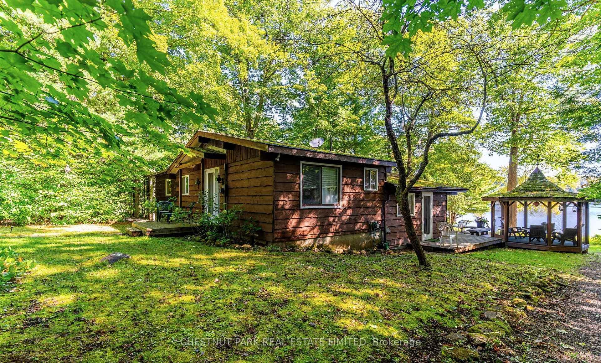 1047 Shady Lane photo 5