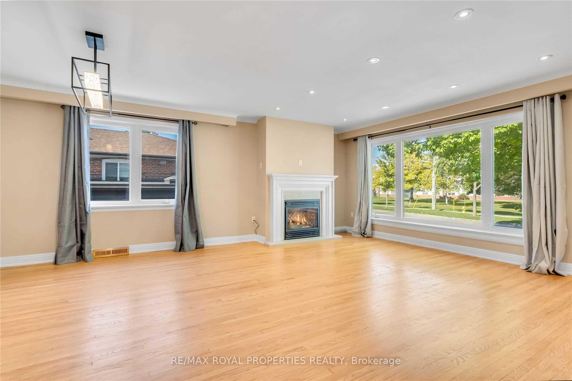 49 Mcgregor Road Unit Main photo 16