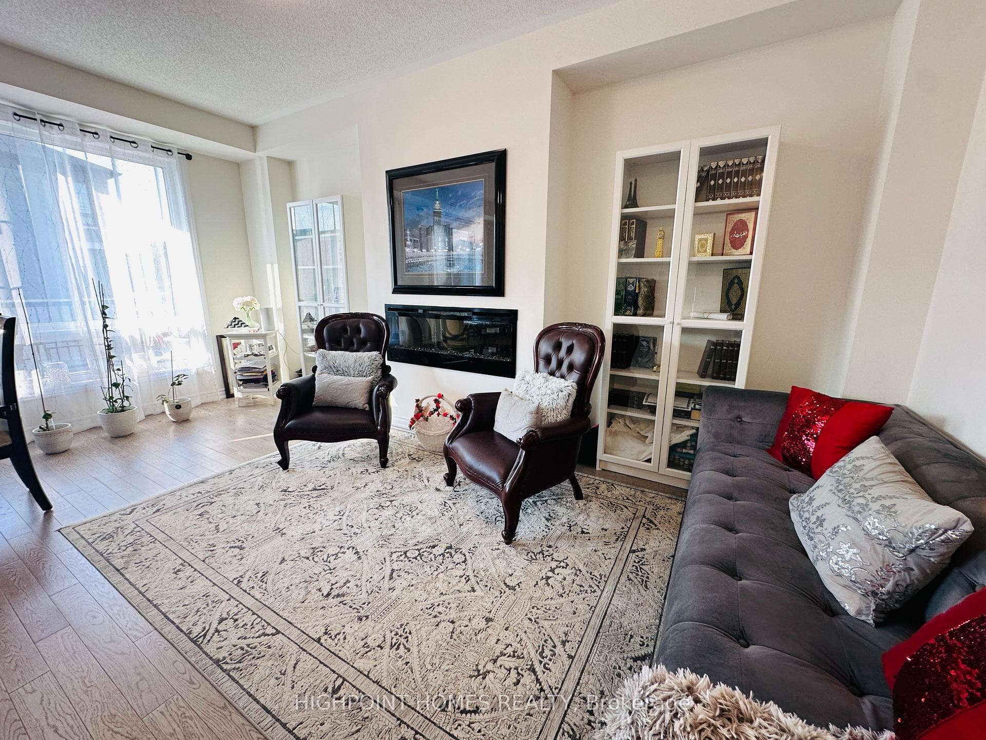 296 Carnwith Drive photo 17
