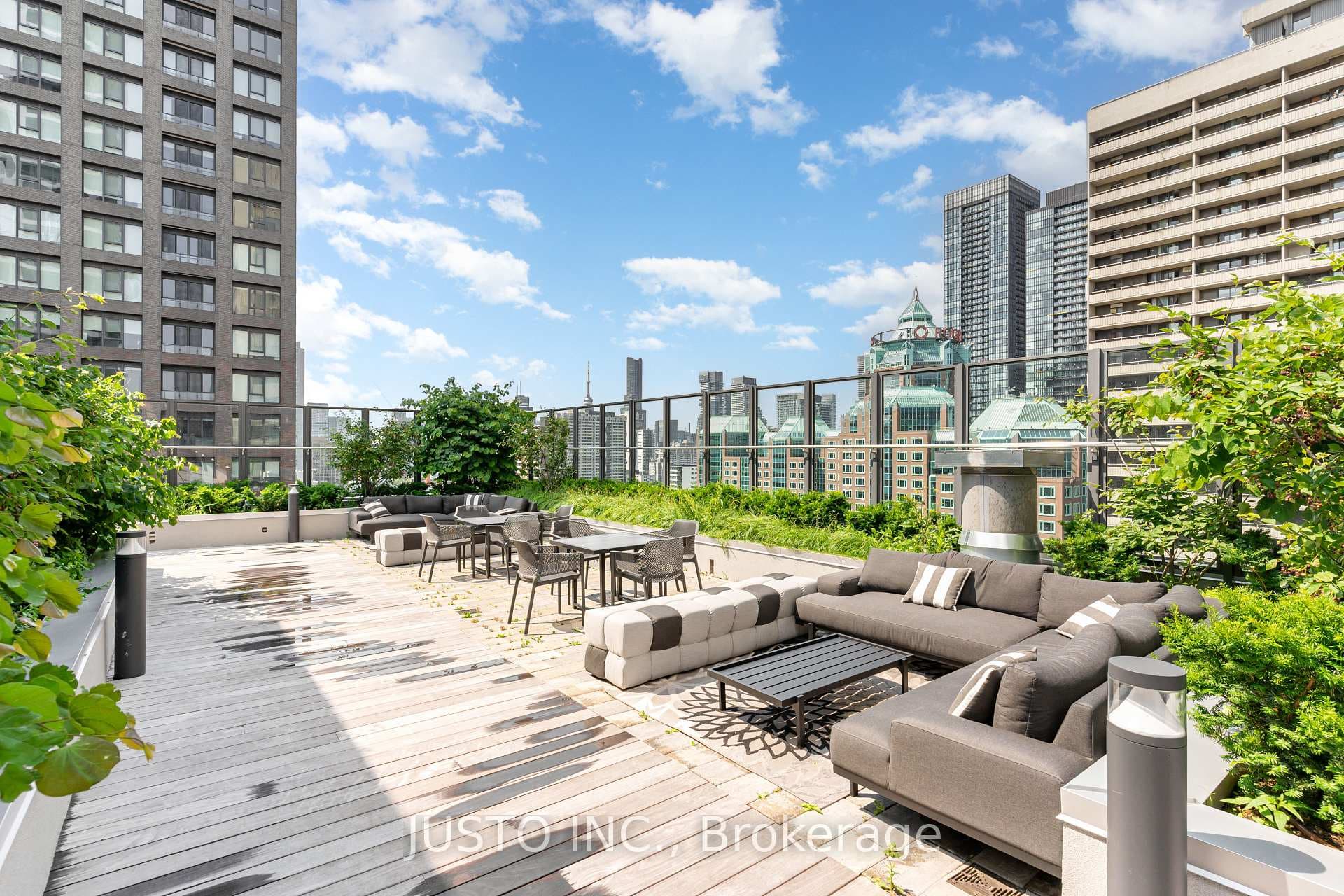 395 Bloor Street Unit 2507 photo 24