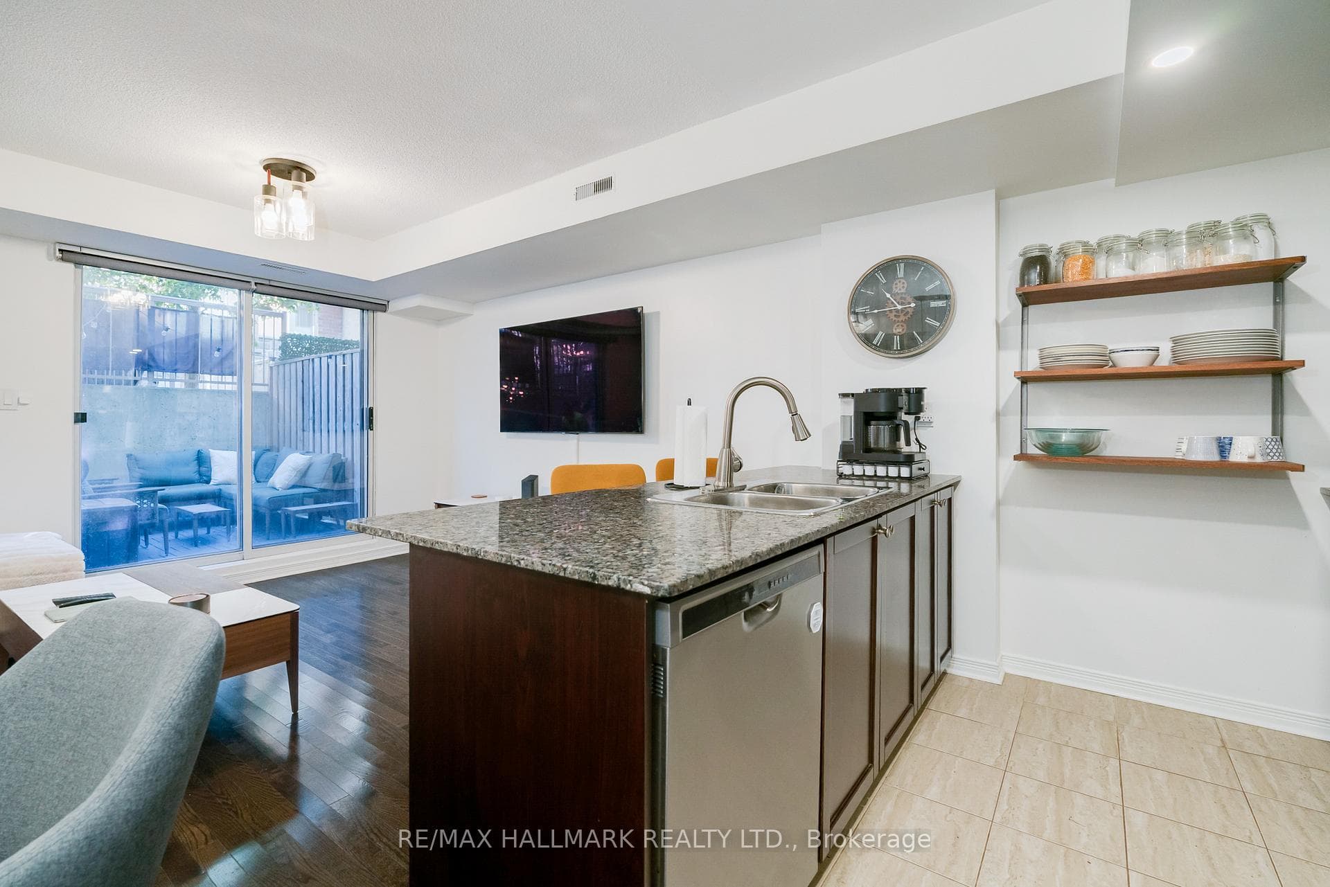 20 Foundry Avenue Unit 113 photo 7