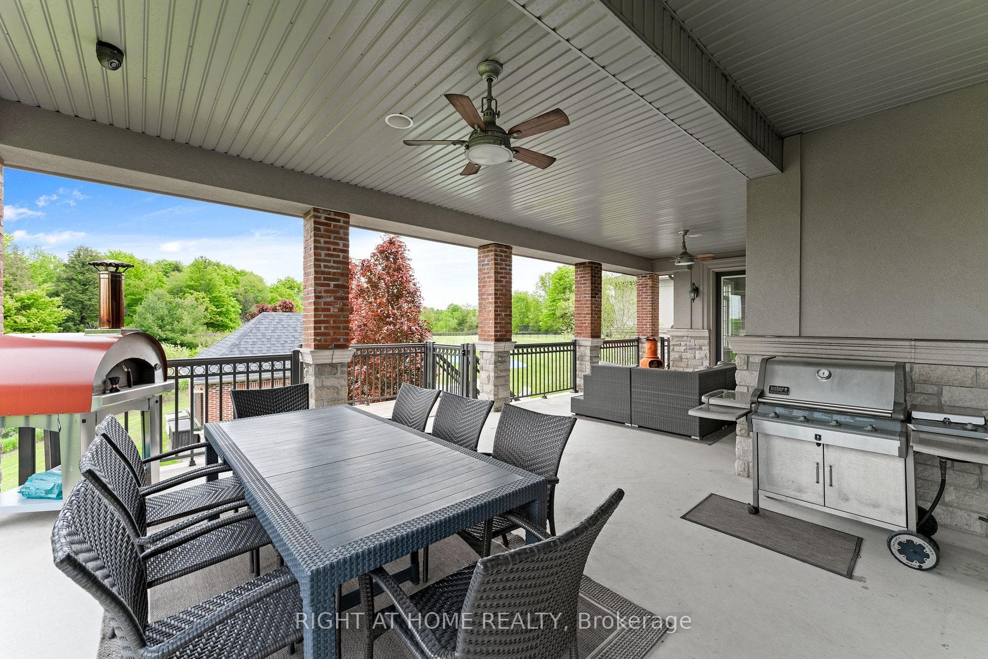 29 Stallions Court photo 37
