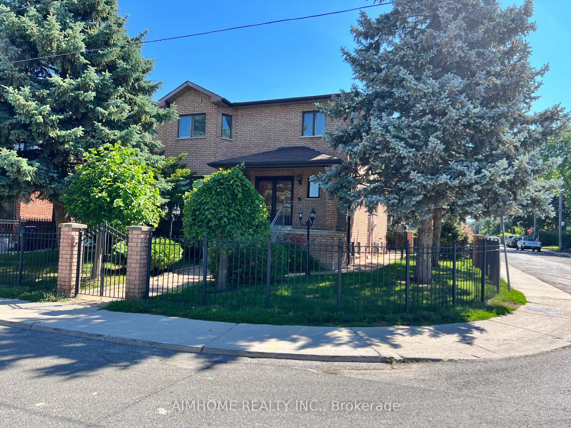531 Lauder Avenue photo 1