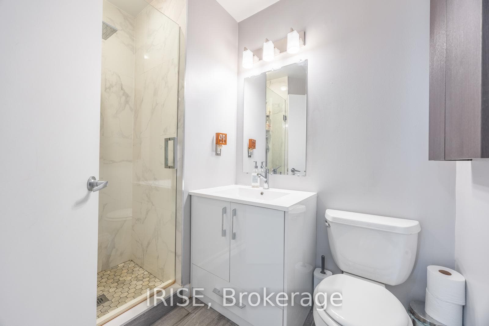 16 Yonge Street Unit 2205 photo 22