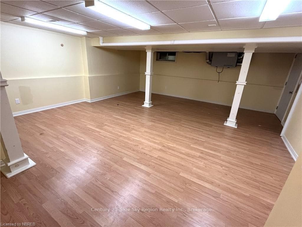 224 LEE Avenue photo 32