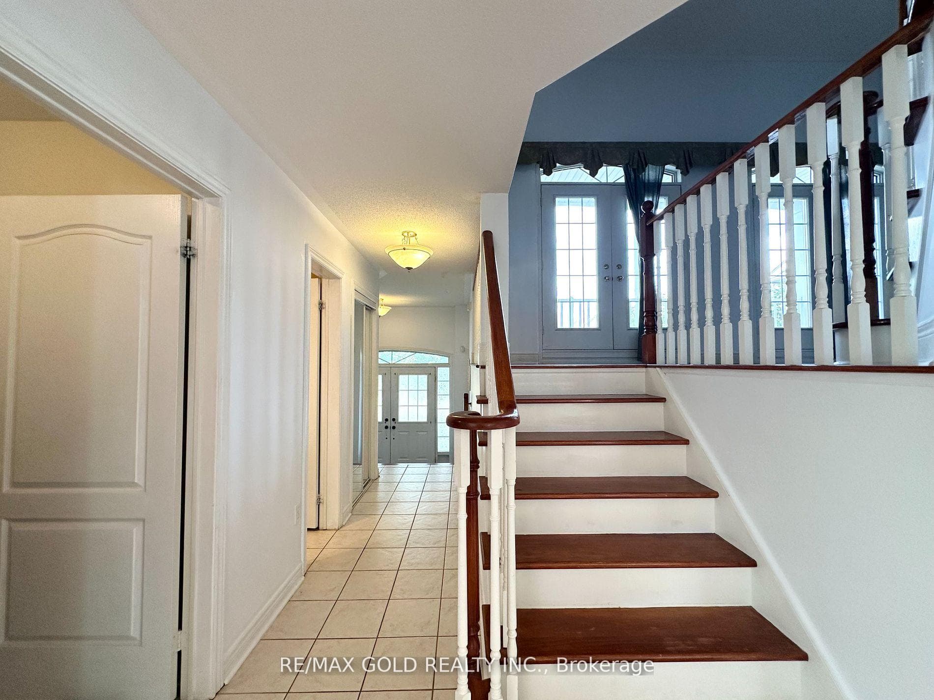 336 Edenbrook Hill Drive Unit Upper photo 16