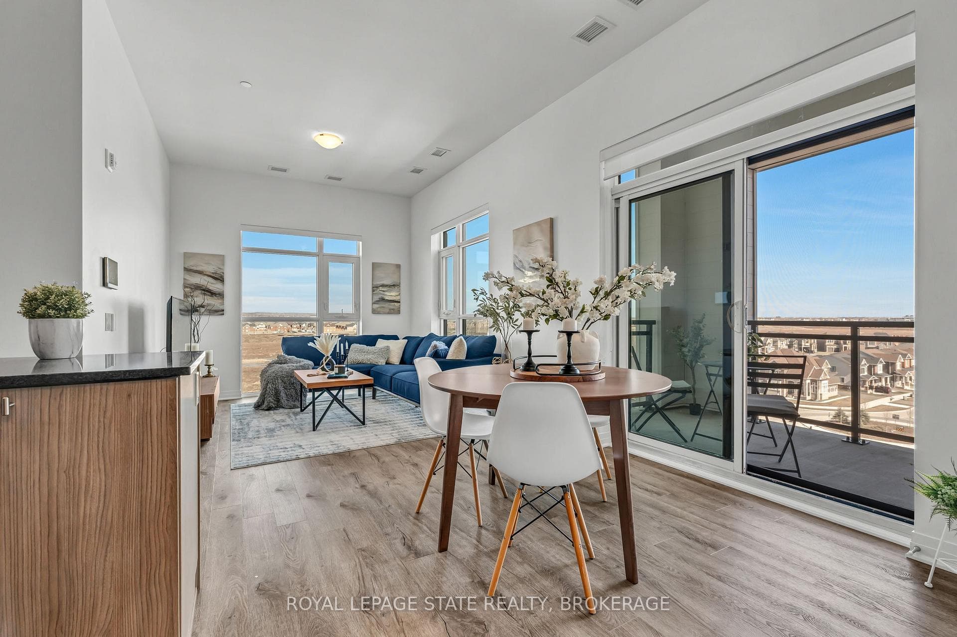460 GORDON KRANTZ Avenue Unit 601 photo 14