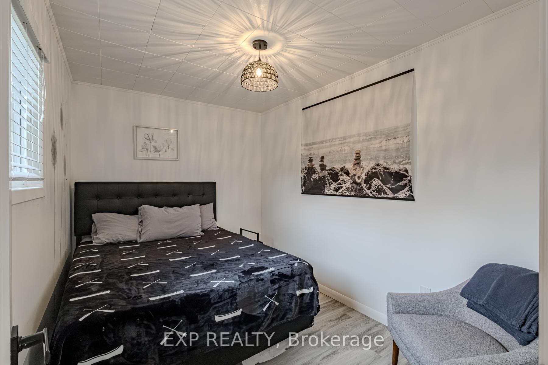 15 Park Lane Crescent photo 27