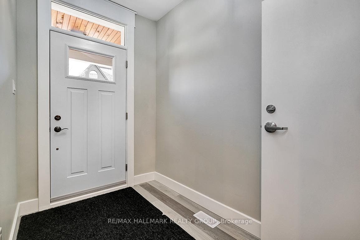 65 Preston Street Unit A photo 3
