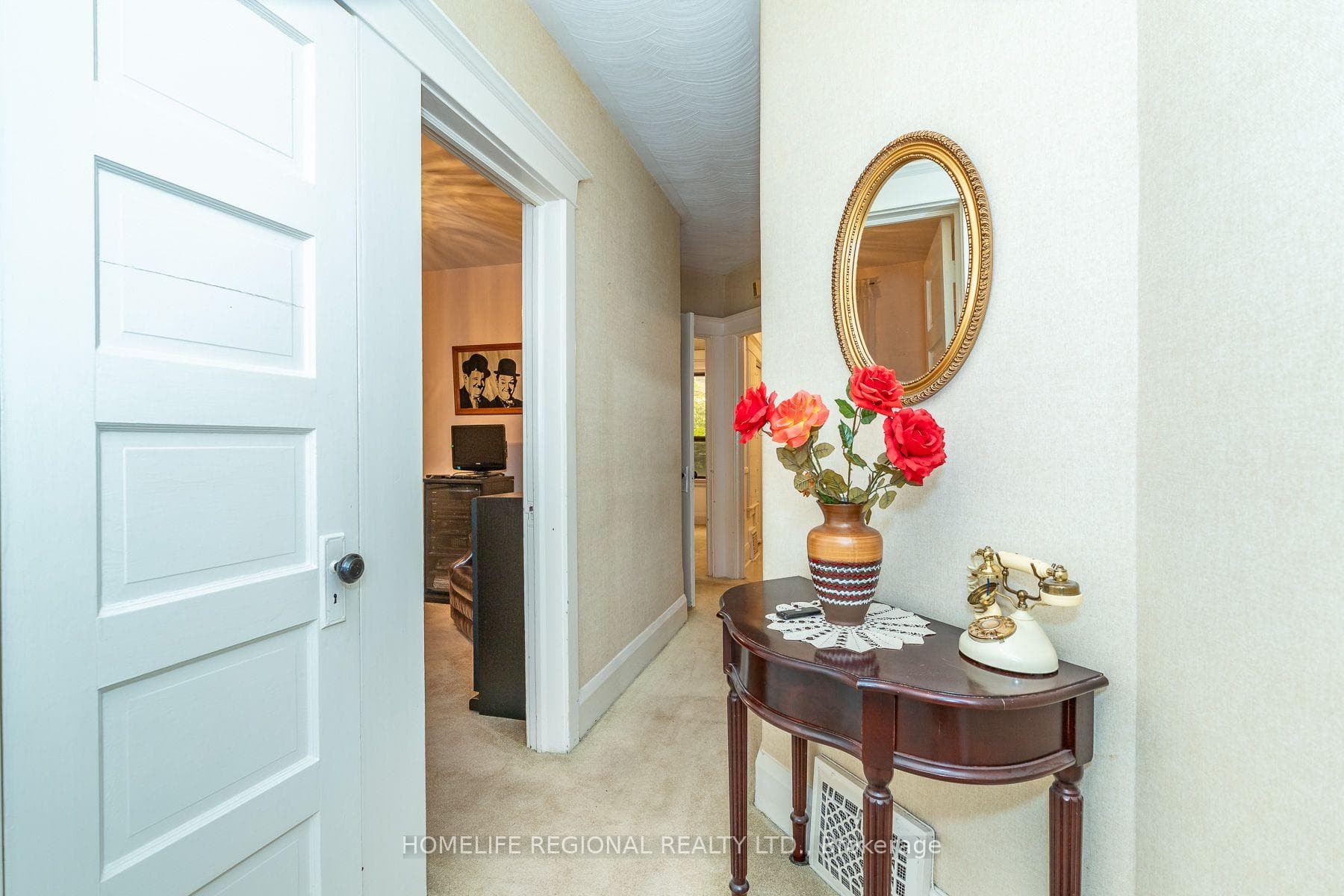 353 St Clarens Avenue photo 22