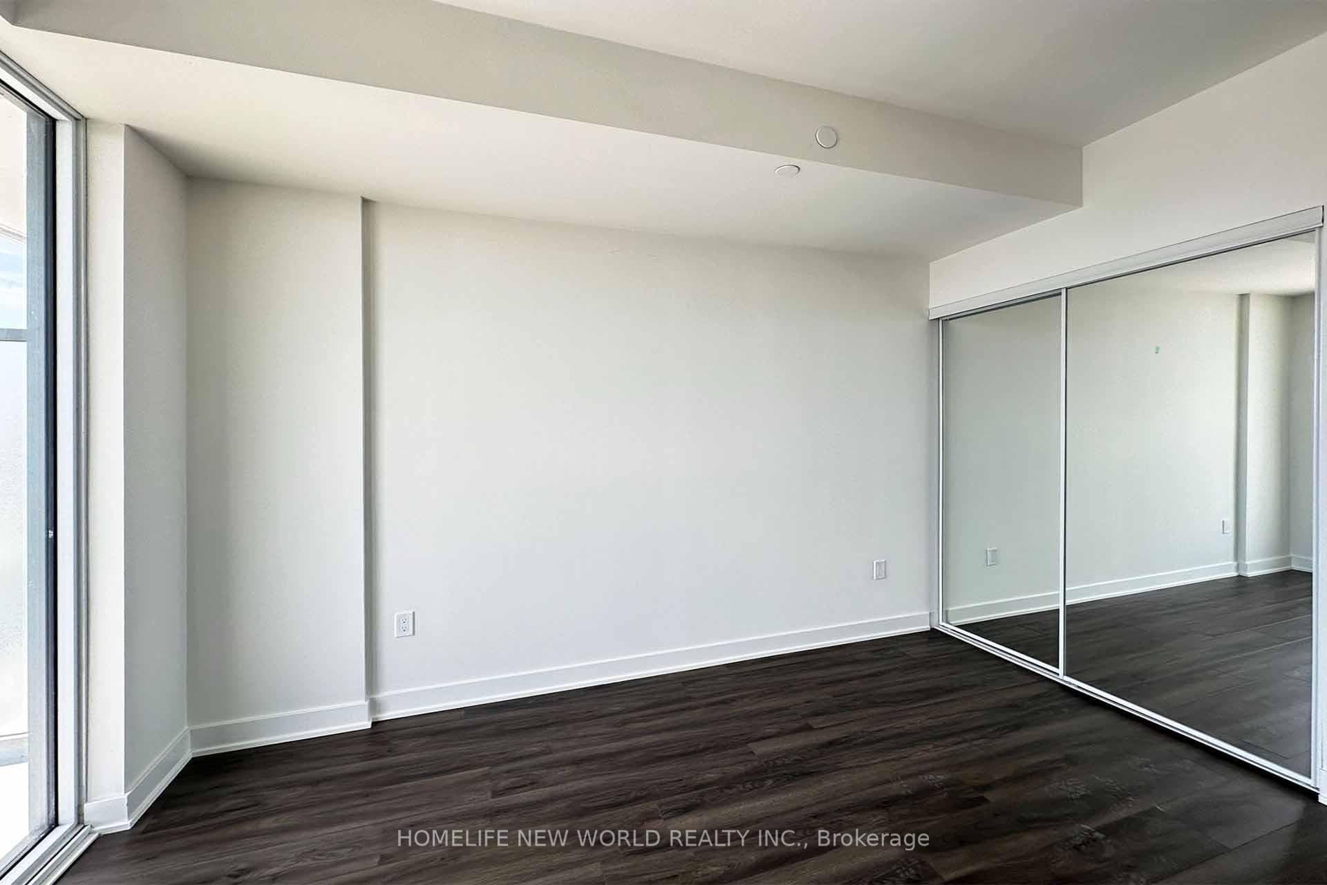 70 Princess Street Unit 2708 E photo 13