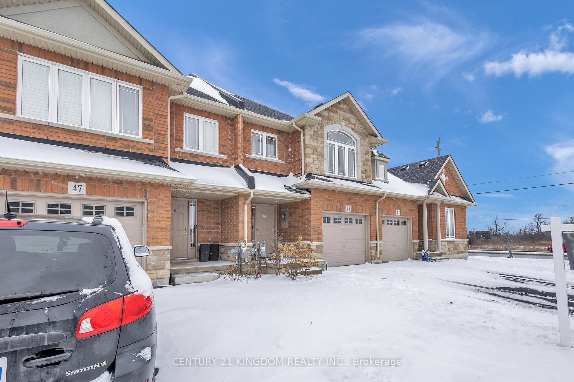 49 Charleswood Crescent photo 2