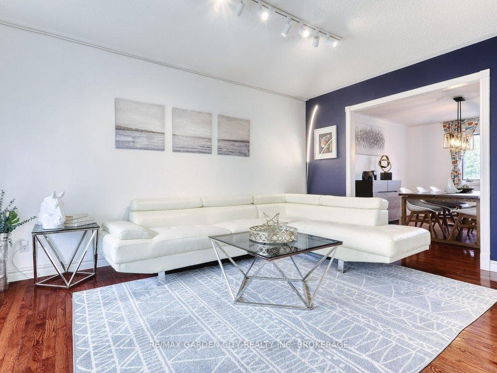 20 CONSIGLIA Drive photo 8