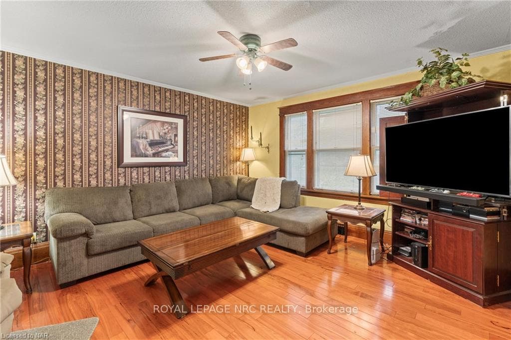 1 WELLAND Street photo 14