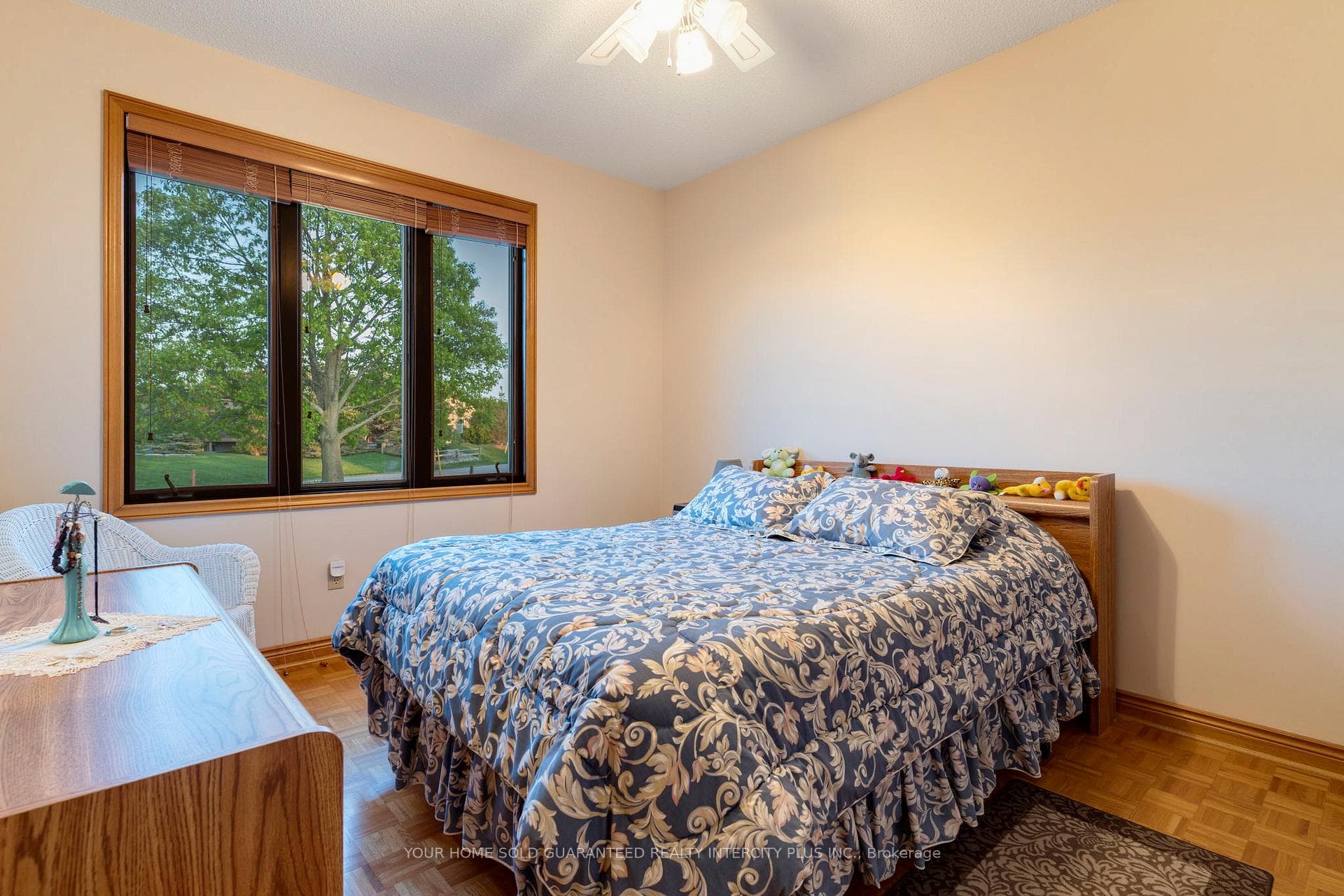592 Fralick's Beach Road photo 27