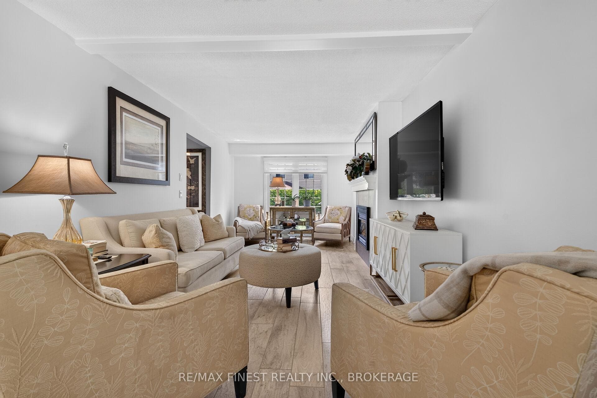 5 Buckingham Court photo 8