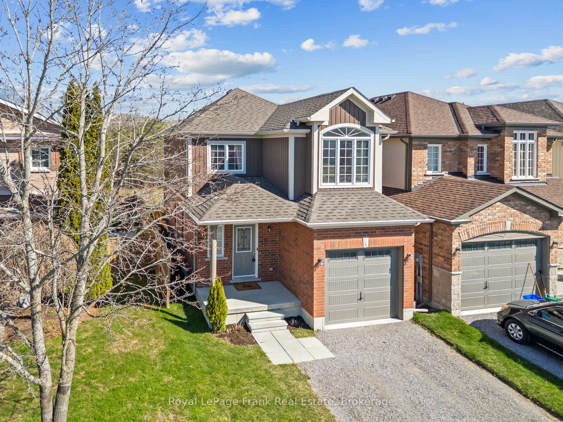 12 Coldbrook Drive photo 2