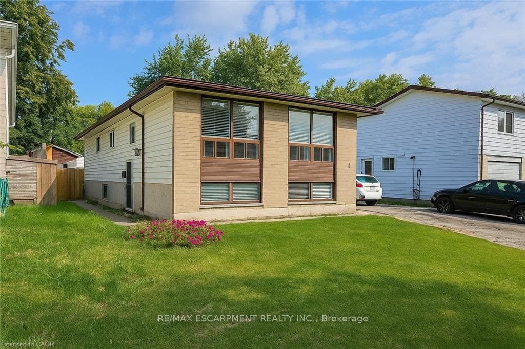 16 Garrow Drive Unit 1 photo 1
