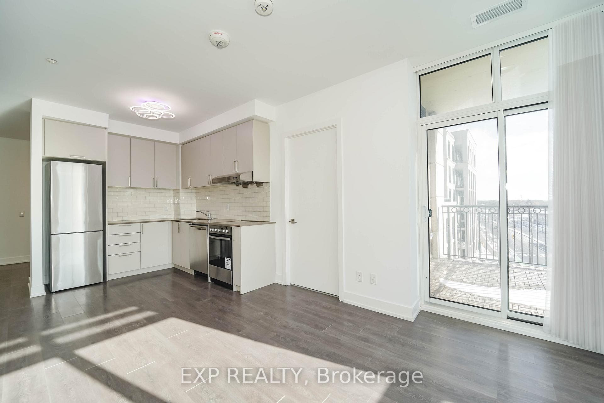 268 Buchanan Drive Unit 707W photo 21