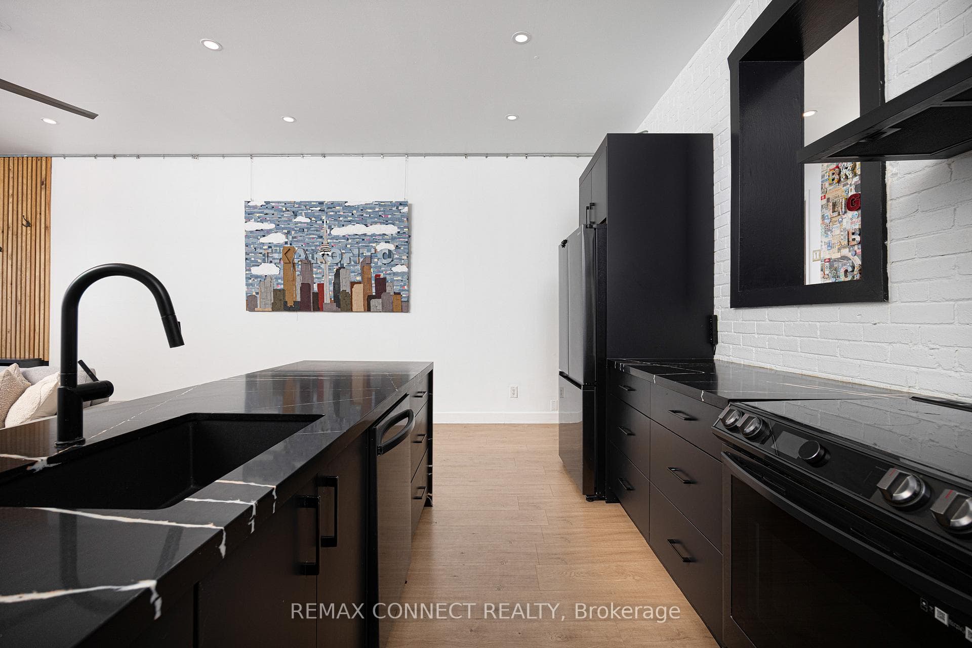99 Coleman Avenue Unit 106 photo 15