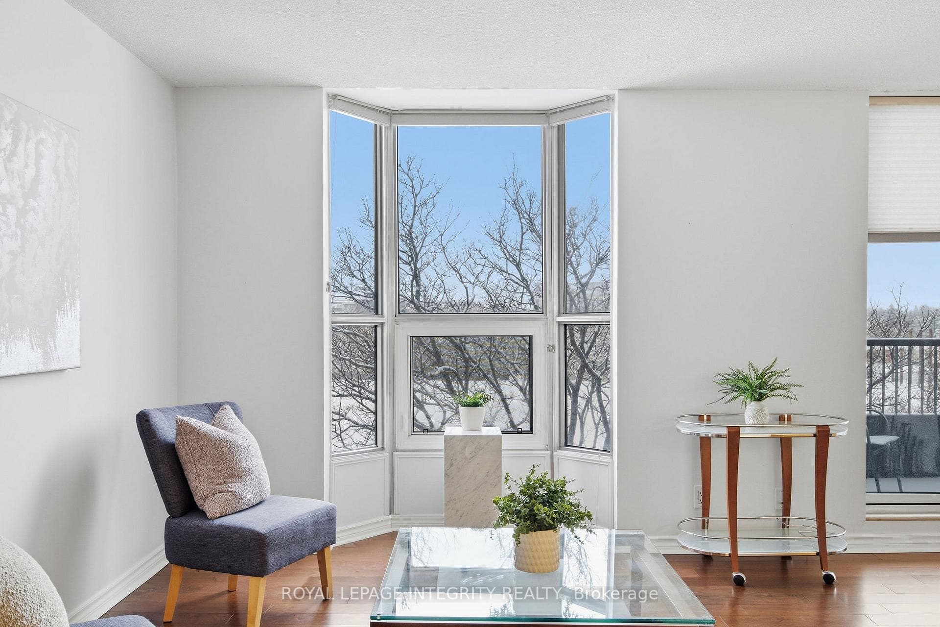 2951 Riverside Drive Unit 305 photo 20