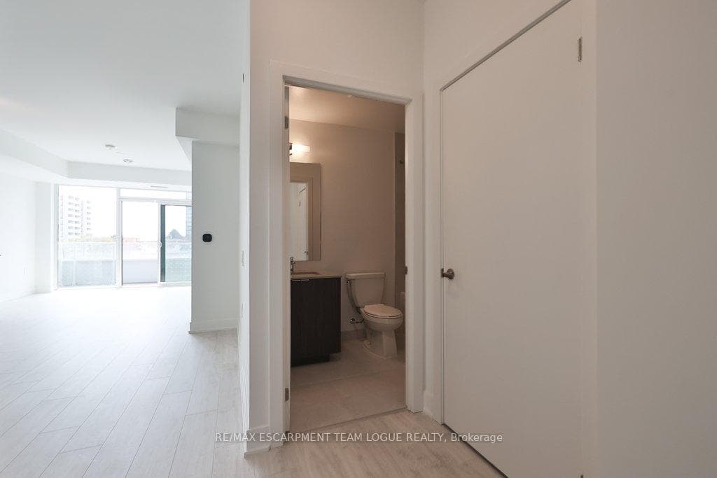 2088 JAMES Street Unit 309 photo 14