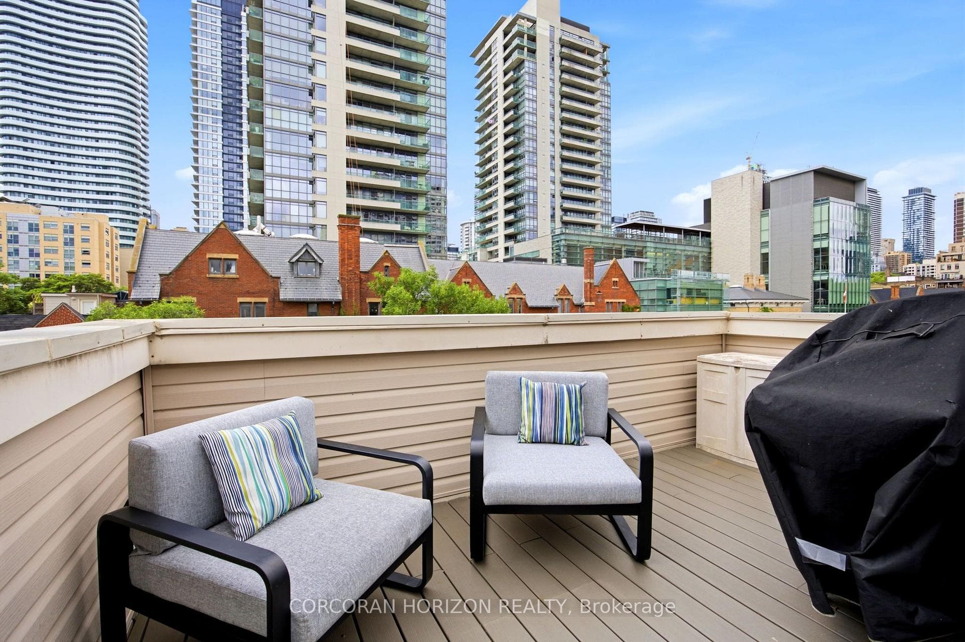 415 Jarvis Street Unit 301 photo 29