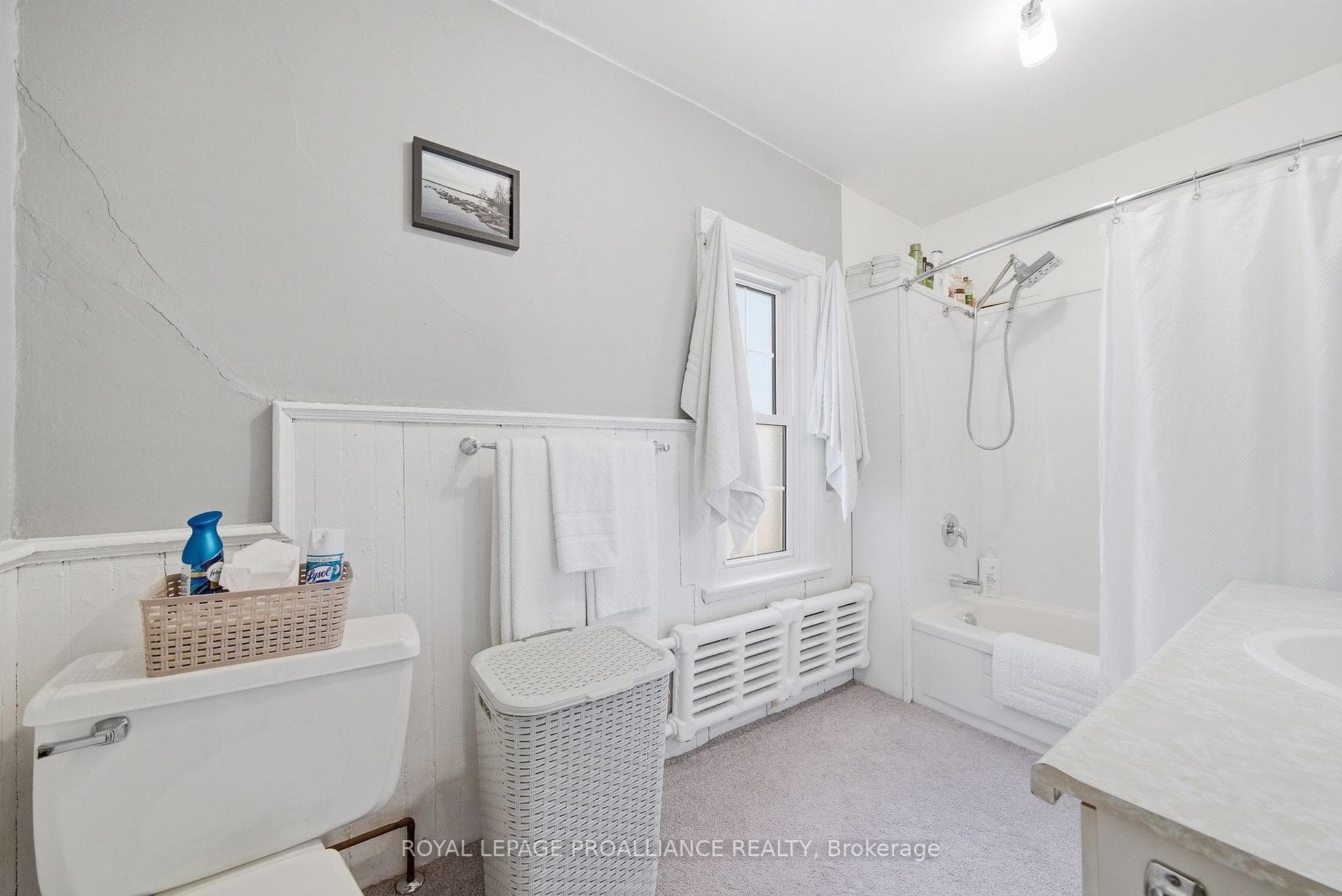 Unit 2 - 4 Piece Bath