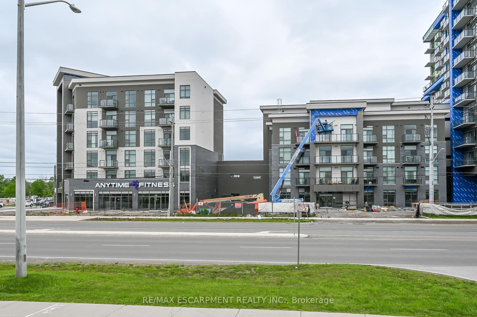470 DUNDAS Street Unit 611 photo 39