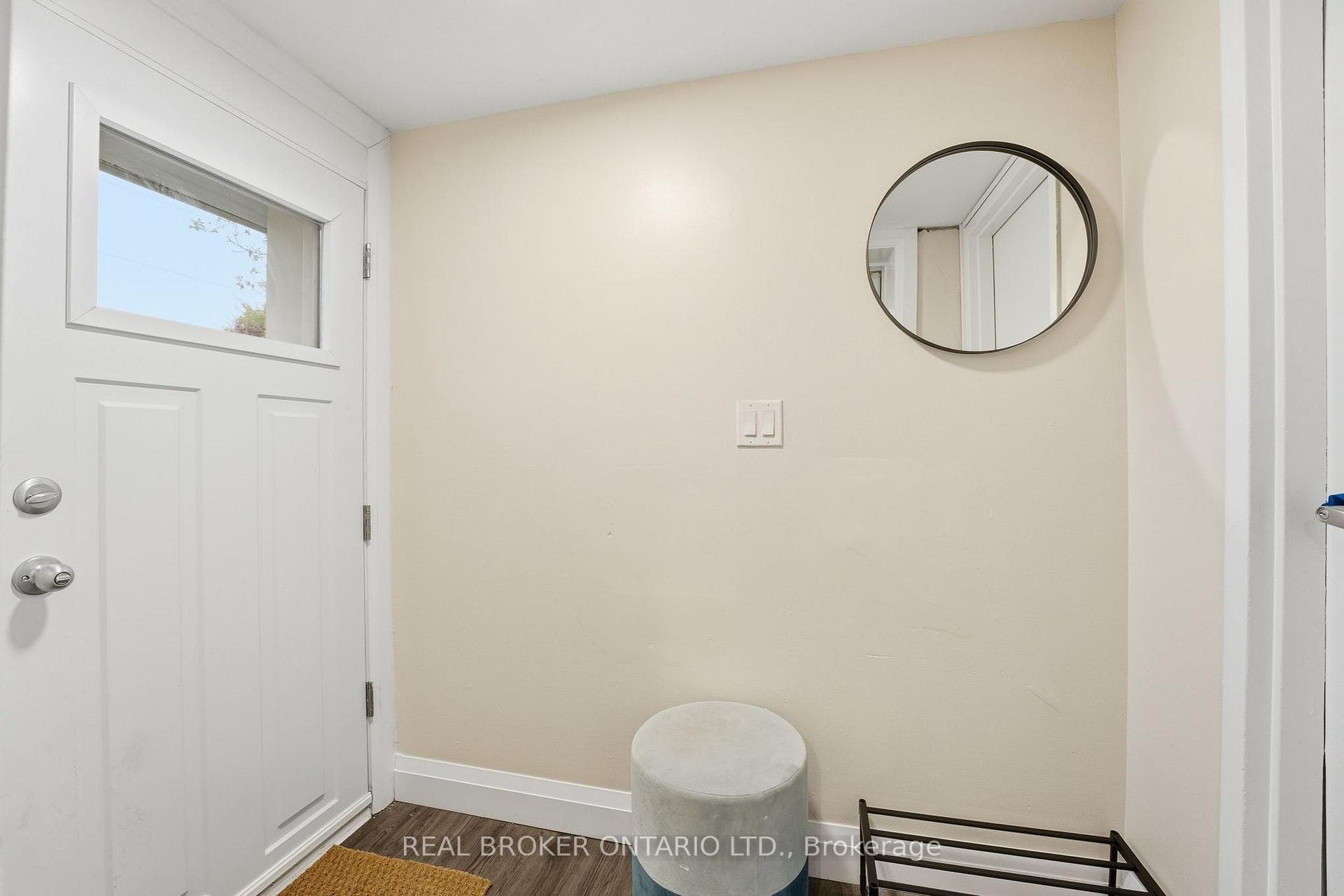 31 Oakwood Ave Avenue photo 14