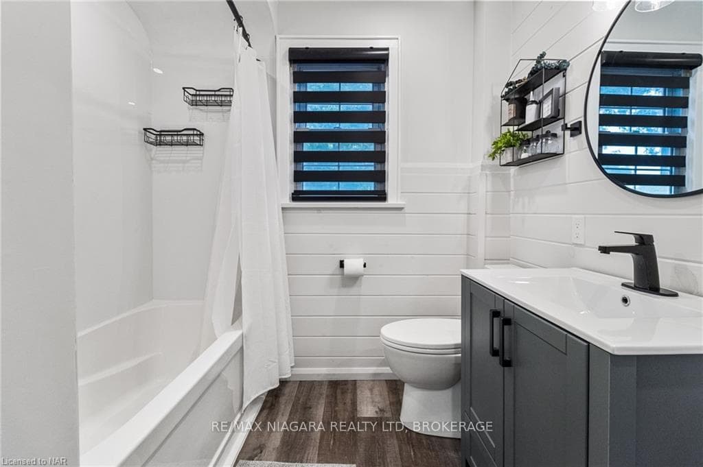 330 AQUEDUCT Street photo 20