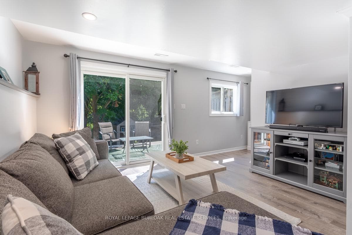 27 D'aubigny Road photo 18