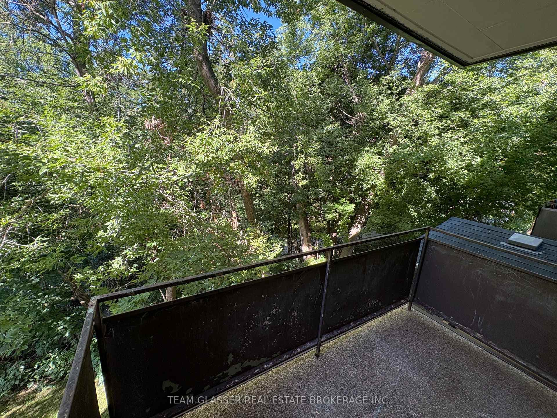 52 Hiawatha Street Unit 204 photo 19