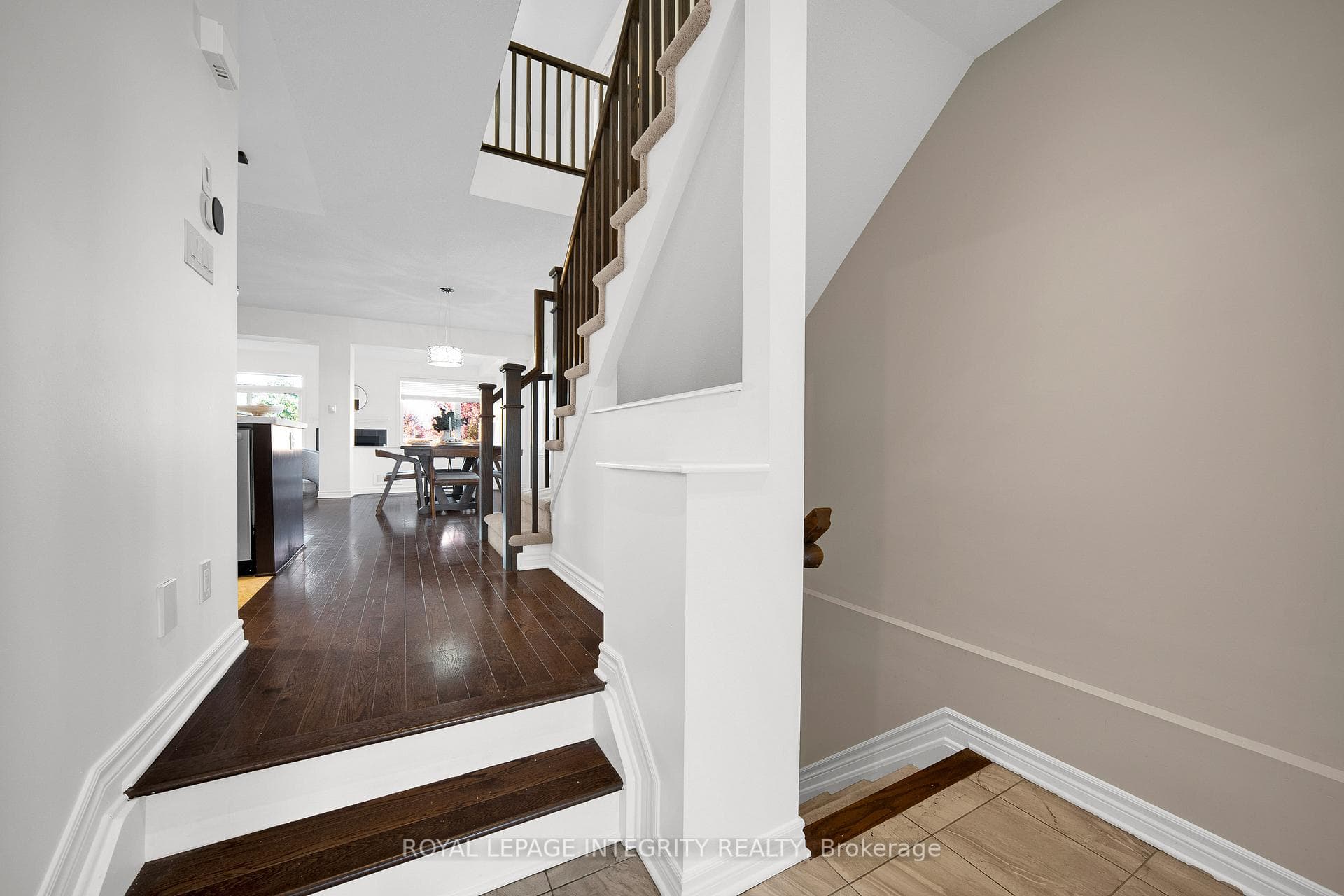 924 Fletcher Circle photo 6
