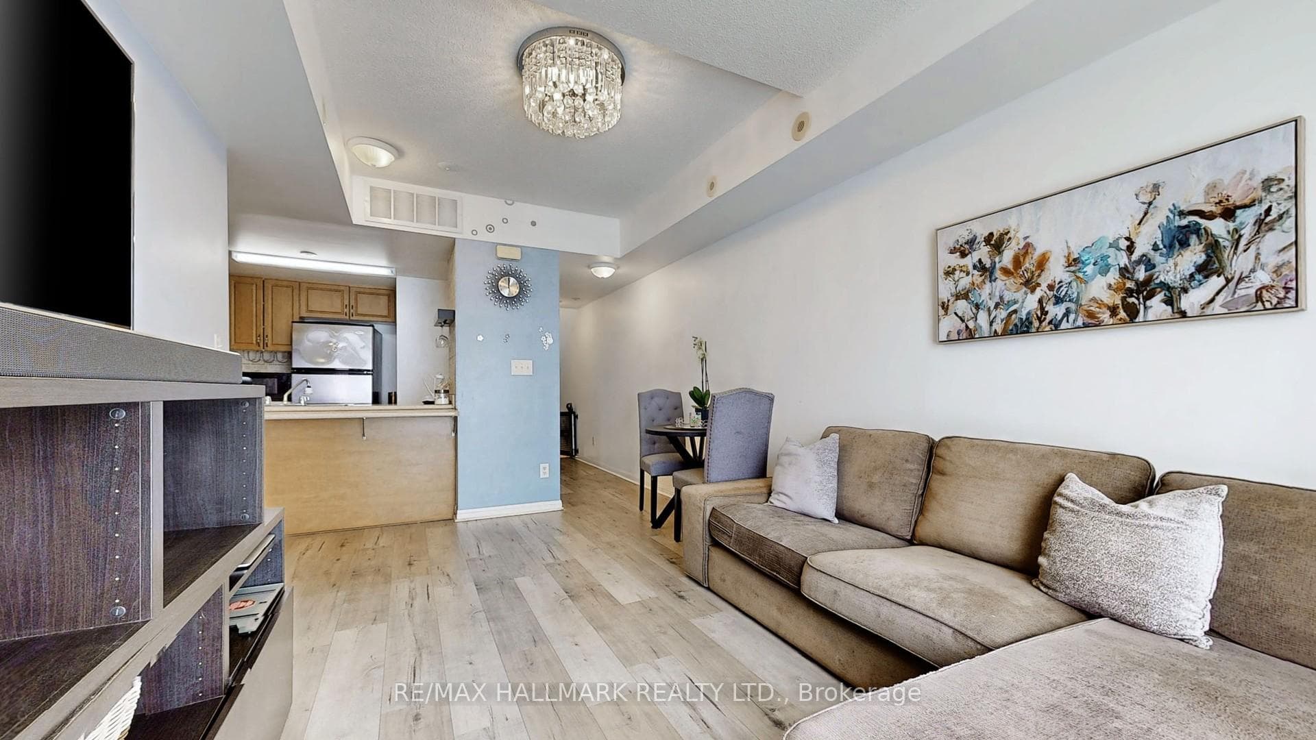 3031 Finch Avenue Unit 2028 photo 8