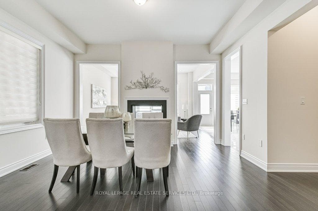 38 Marvin Avenue photo 6