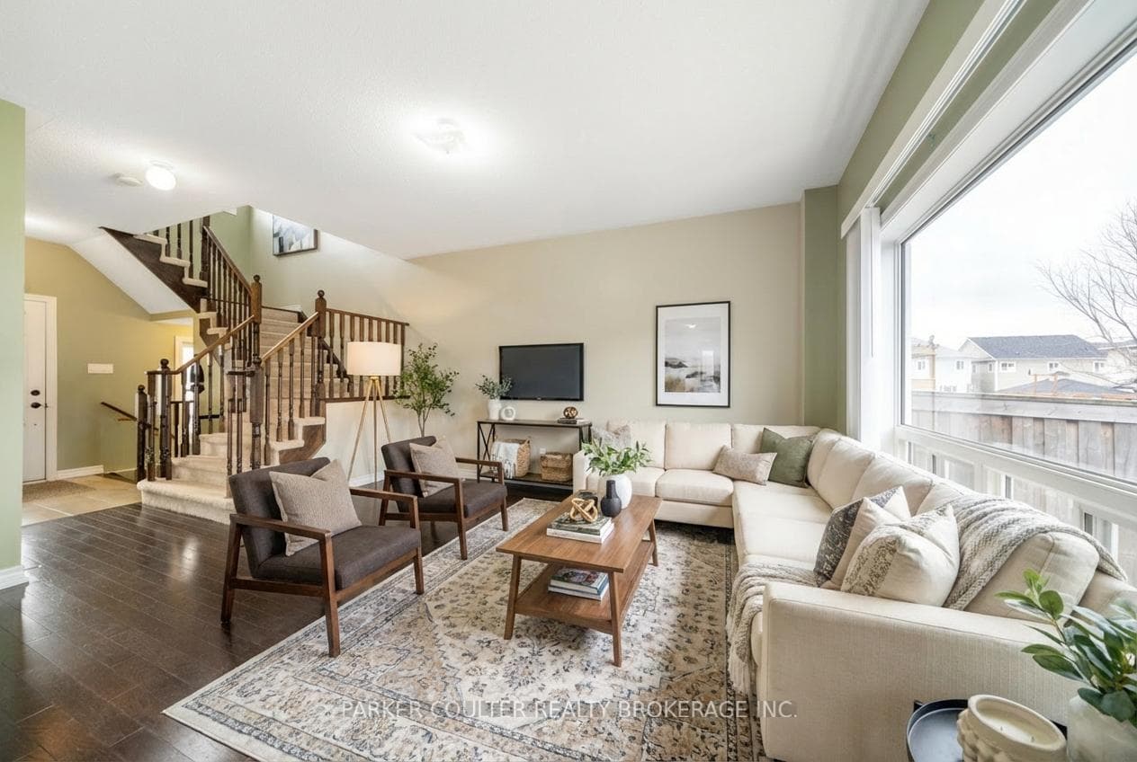 829 O'Reilly Crescent photo 4