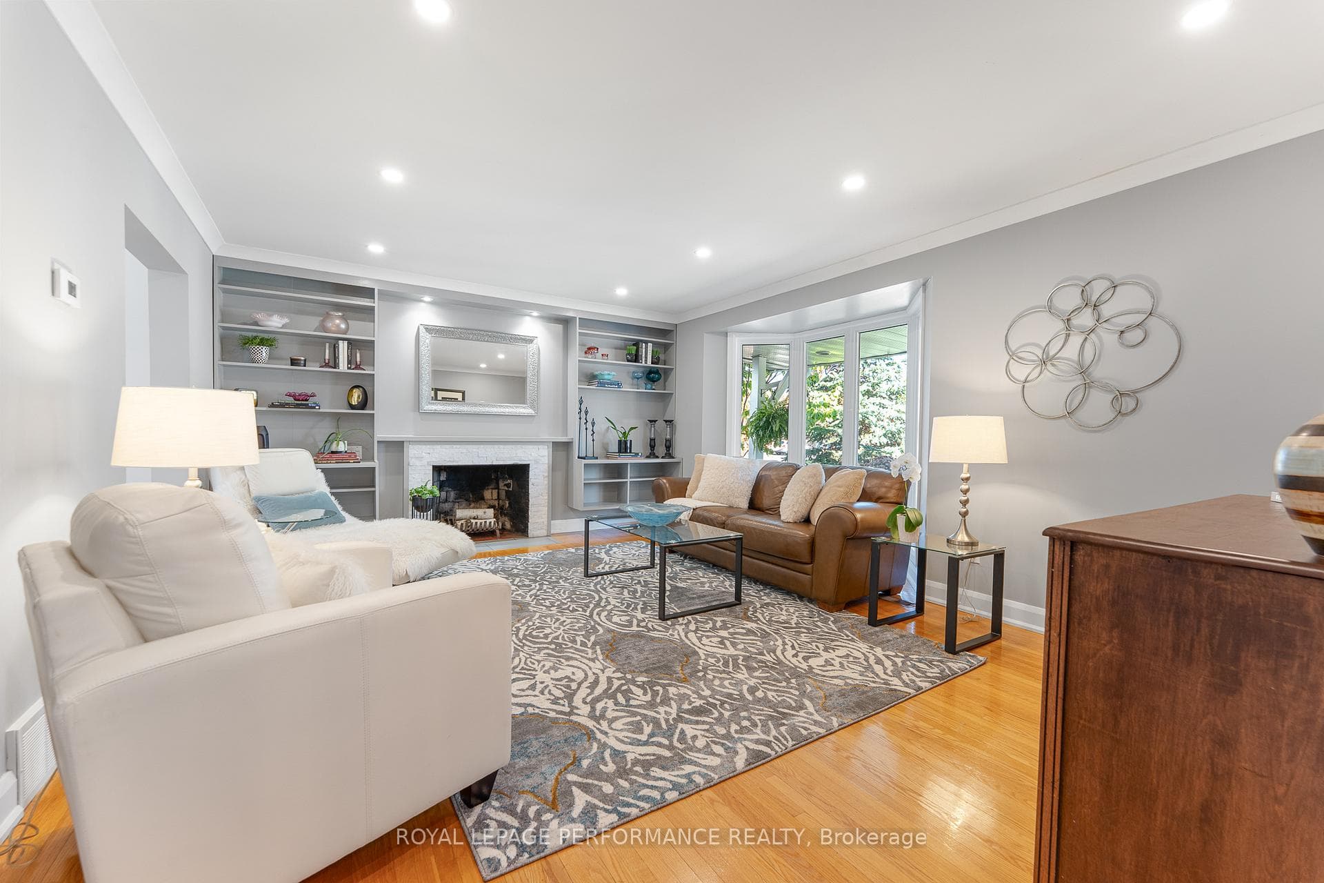 3026 Southmore Drive photo 8