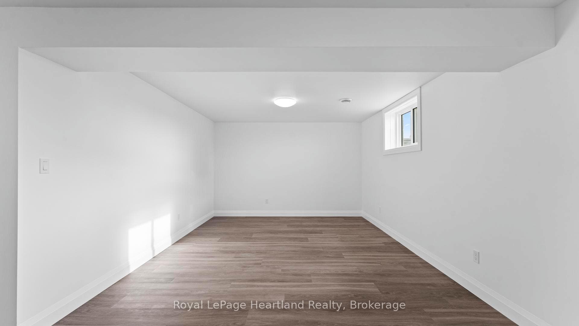 31 Galen Street photo 34