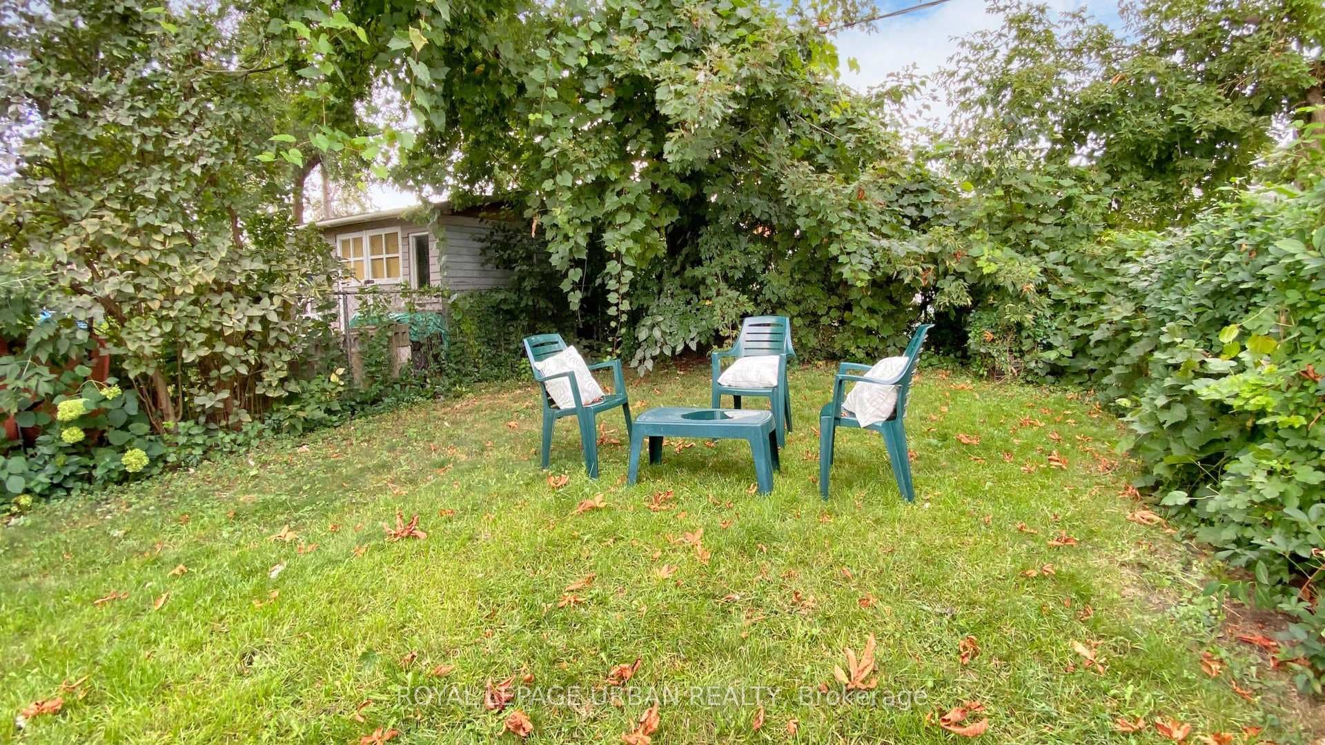 358 Monarch Park Avenue photo 24
