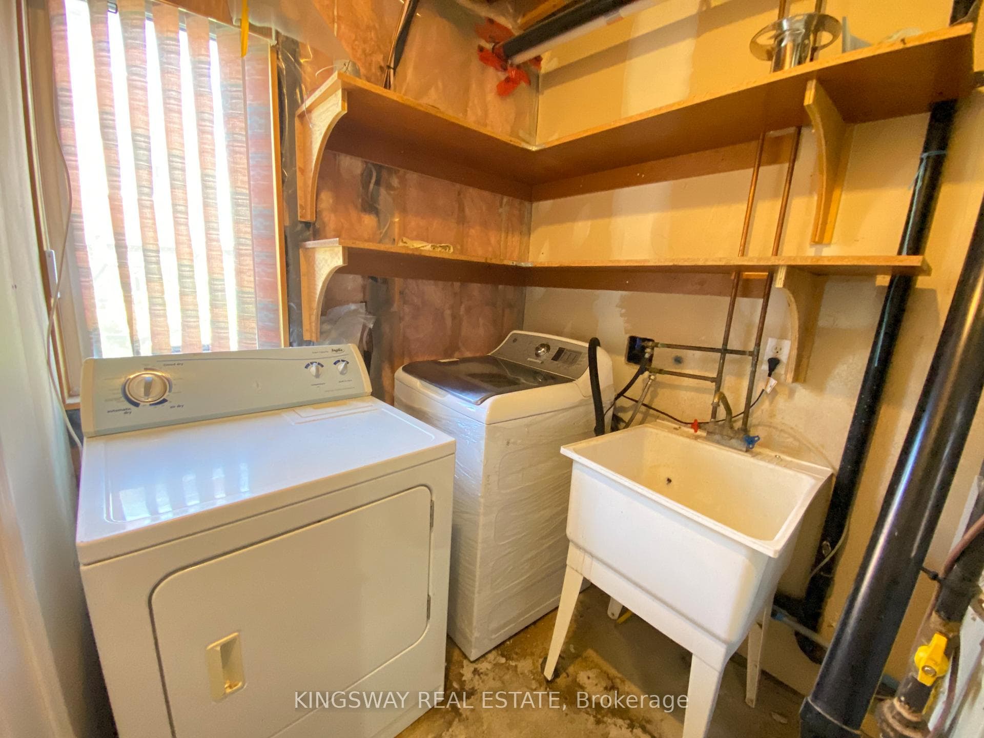 33 Caranci Crescent photo 17