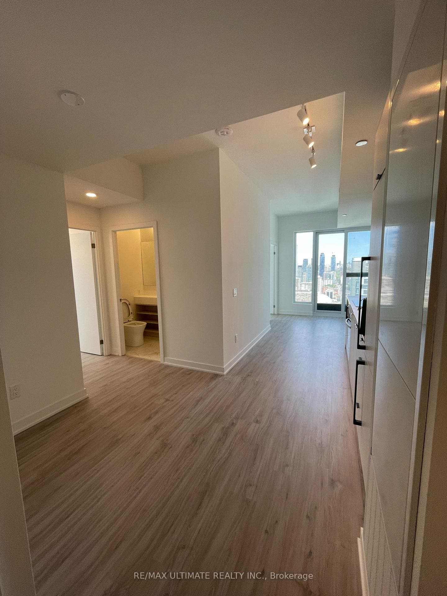 252 Church Street Unit 4903 photo 6