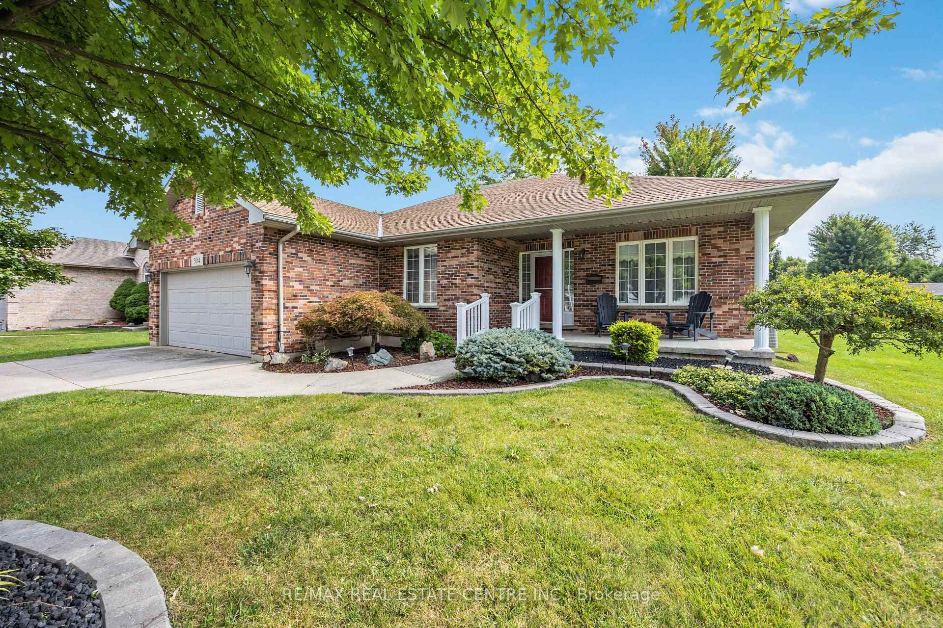 304 Parkside Drive photo 5