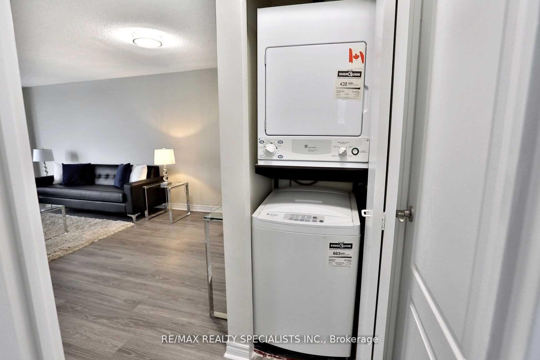 2470 Eglinton Avenue Unit 507 photo 14