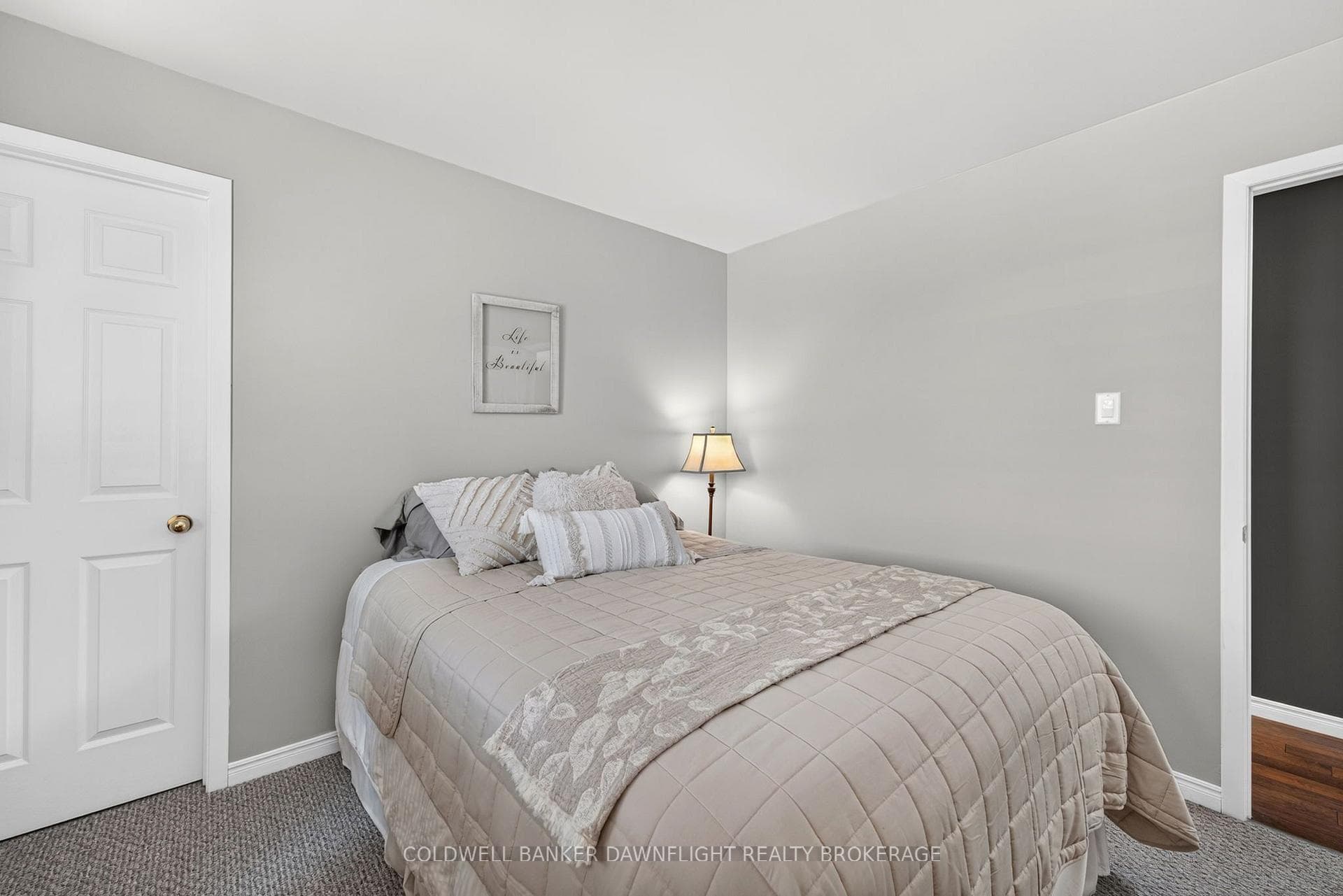 62 George Street photo 20