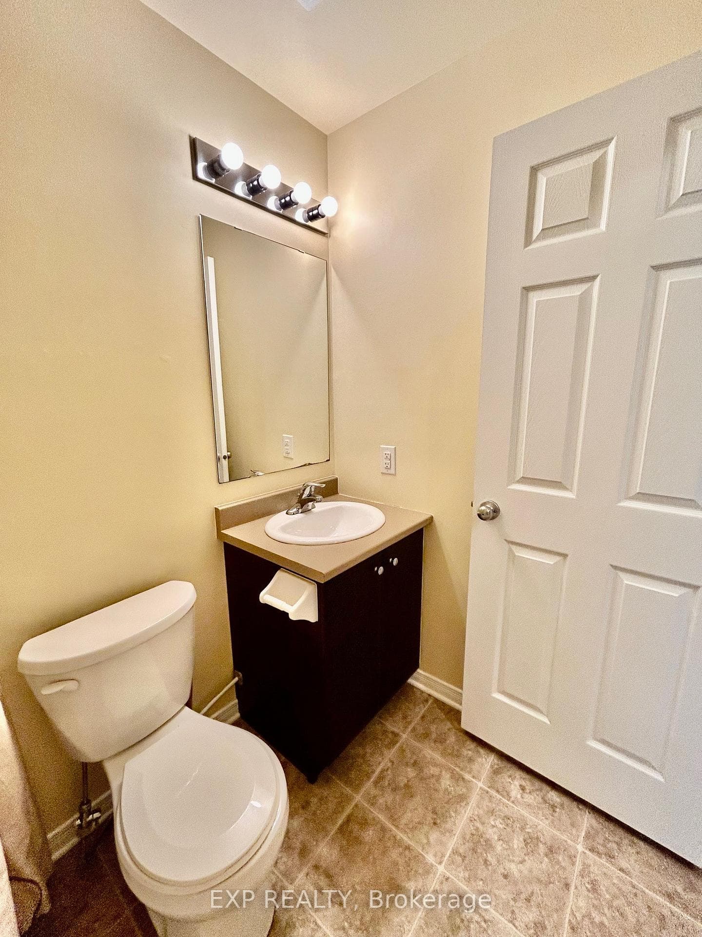 208 Shanly Private Unit 3 photo 30