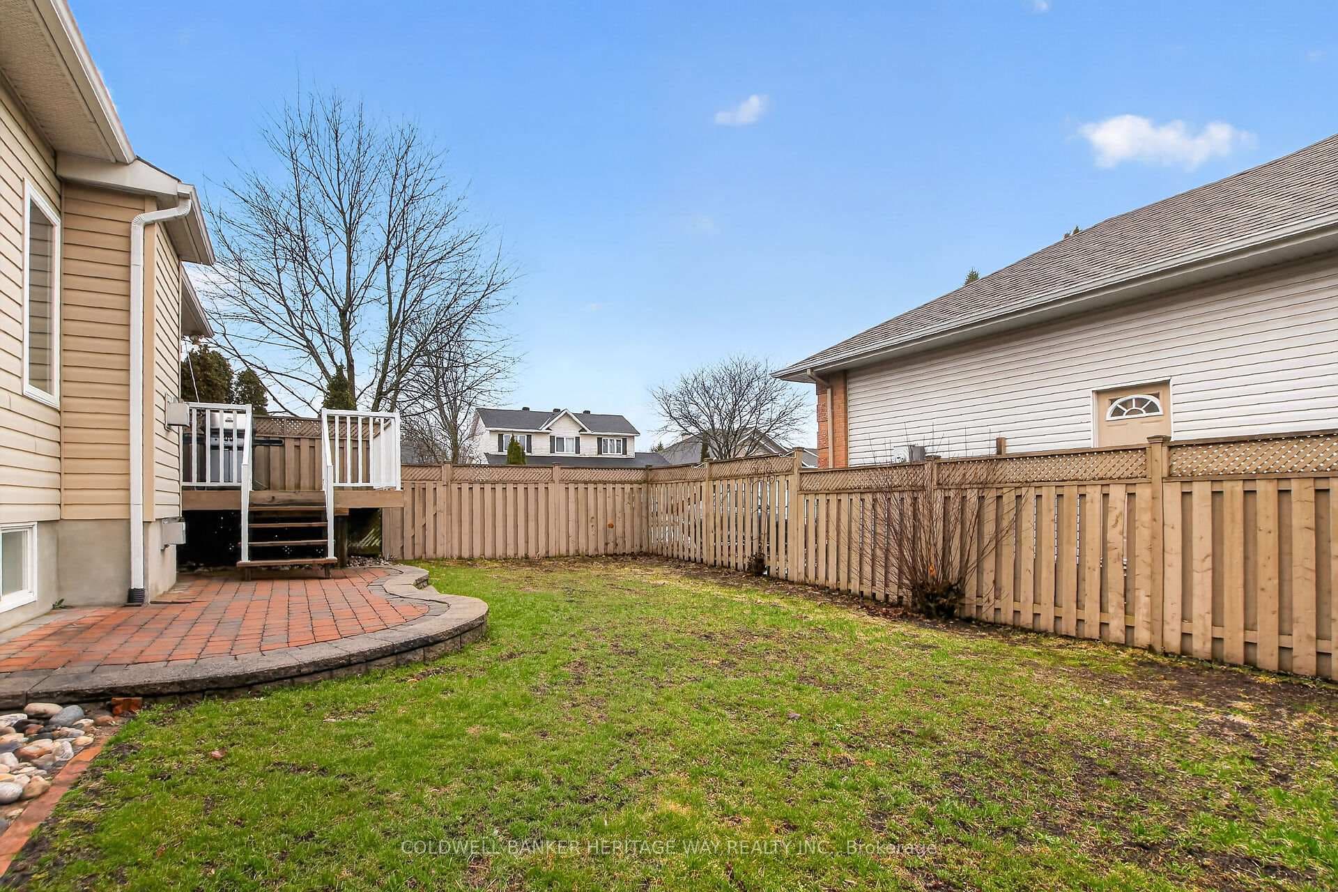 280 Sarah Street photo 42